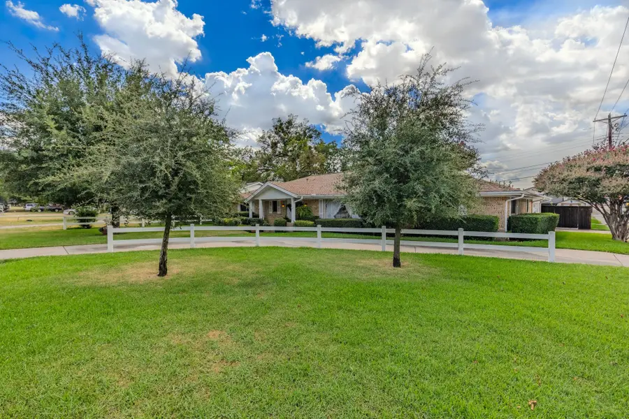 6400 Chapman Drive, Greenville, TX 75402 - #3