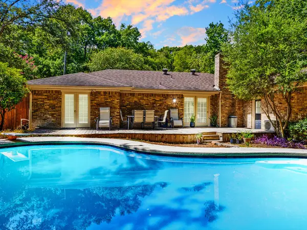 1218 Bow Creek Drive, Duncanville, TX 75116