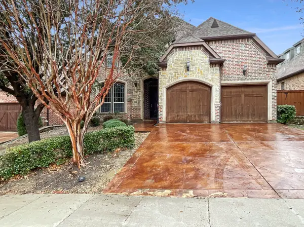 2101 S Hill Drive, Irving, TX 75038