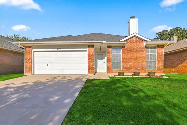 321 Texas Drive, Lake Dallas, TX 75065