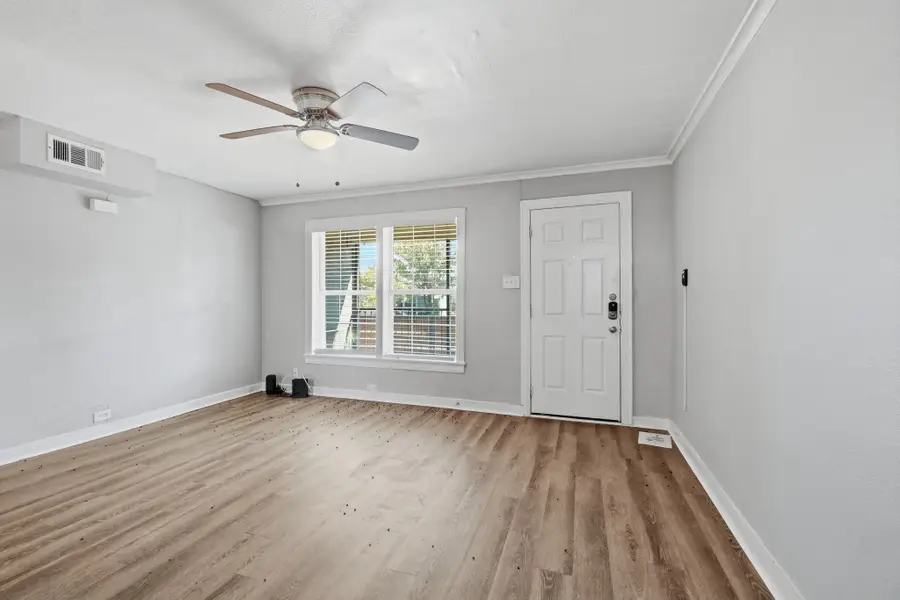 403 E Standifer Street, McKinney, TX 75069 - #3