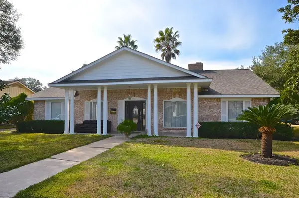 5951 Lattimer Drive, Houston, TX 77035