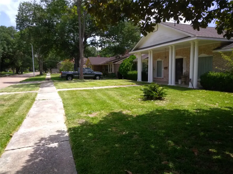 5951 Lattimer Drive, Houston, TX 77035 - #2