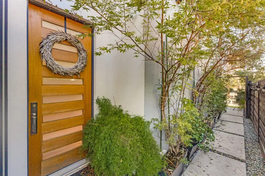 3912 Munger Avenue, Dallas, TX 75204 - #3