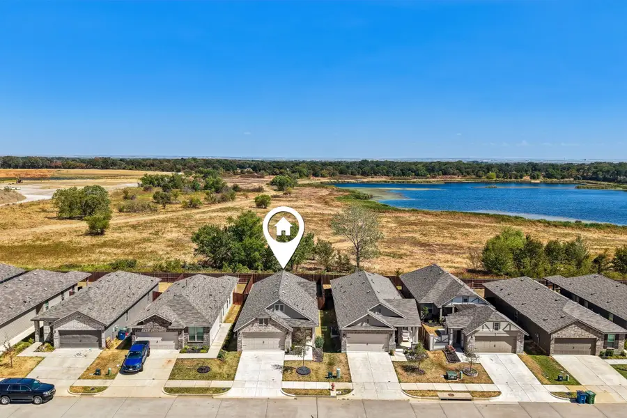 925 King Street, Aubrey, TX 76227 - #2