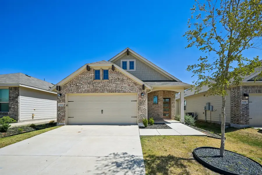 925 King Street, Aubrey, TX 76227 - #3