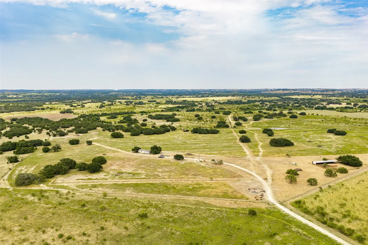 1312 W Us Highway 84, Mullin, TX 76864 - #1