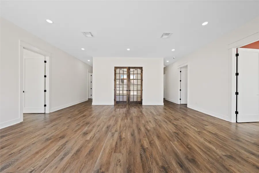801 E Avenue C, Valley Mills, TX 76689 - #3