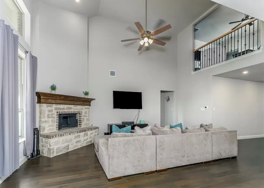 2710 Avondale Drive, Mansfield, TX 76063 - #3