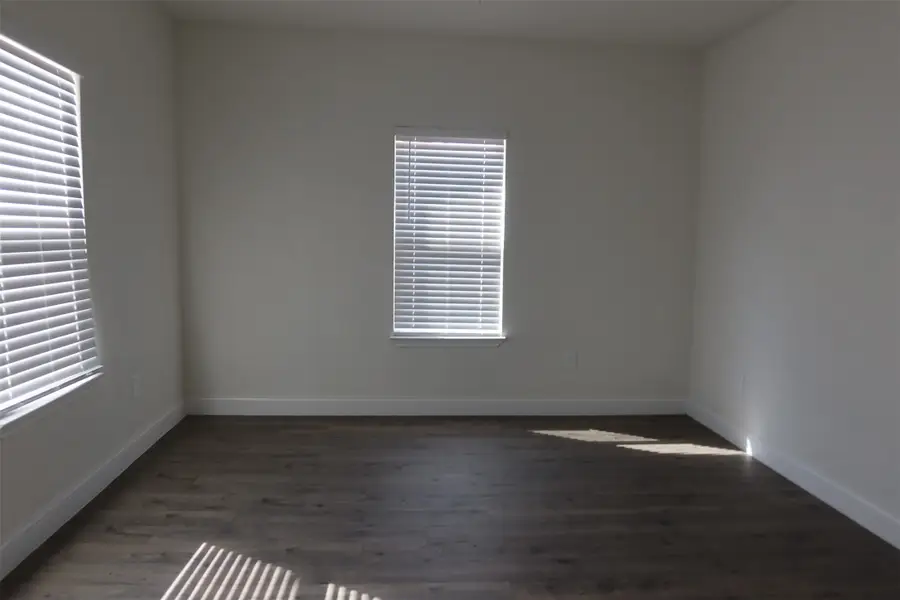 707 N Foley Street, Seymour, TX 76308 - #3