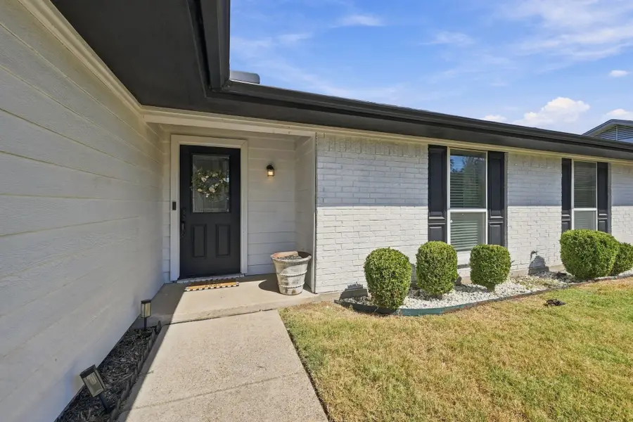 733 Montvale Drive, Mansfield, TX 76063 - #2