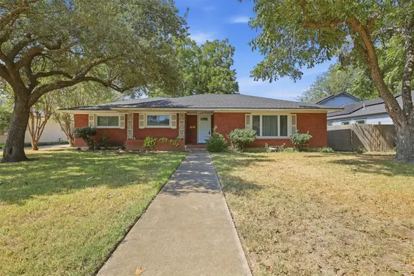 618 Bellevue Drive, Cleburne, TX 76033