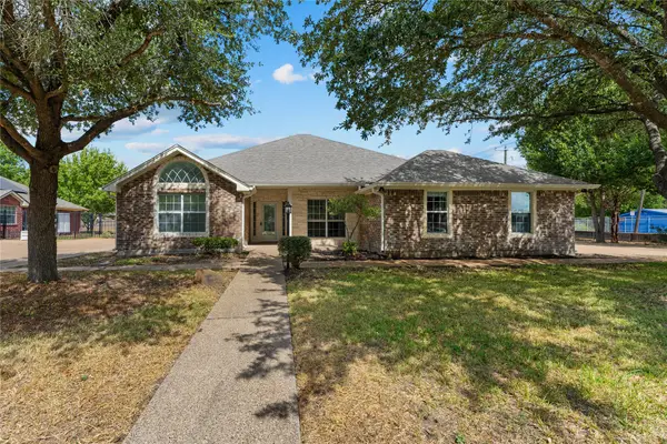 303 S Cedar Ridge Circle, Robinson, TX 76706