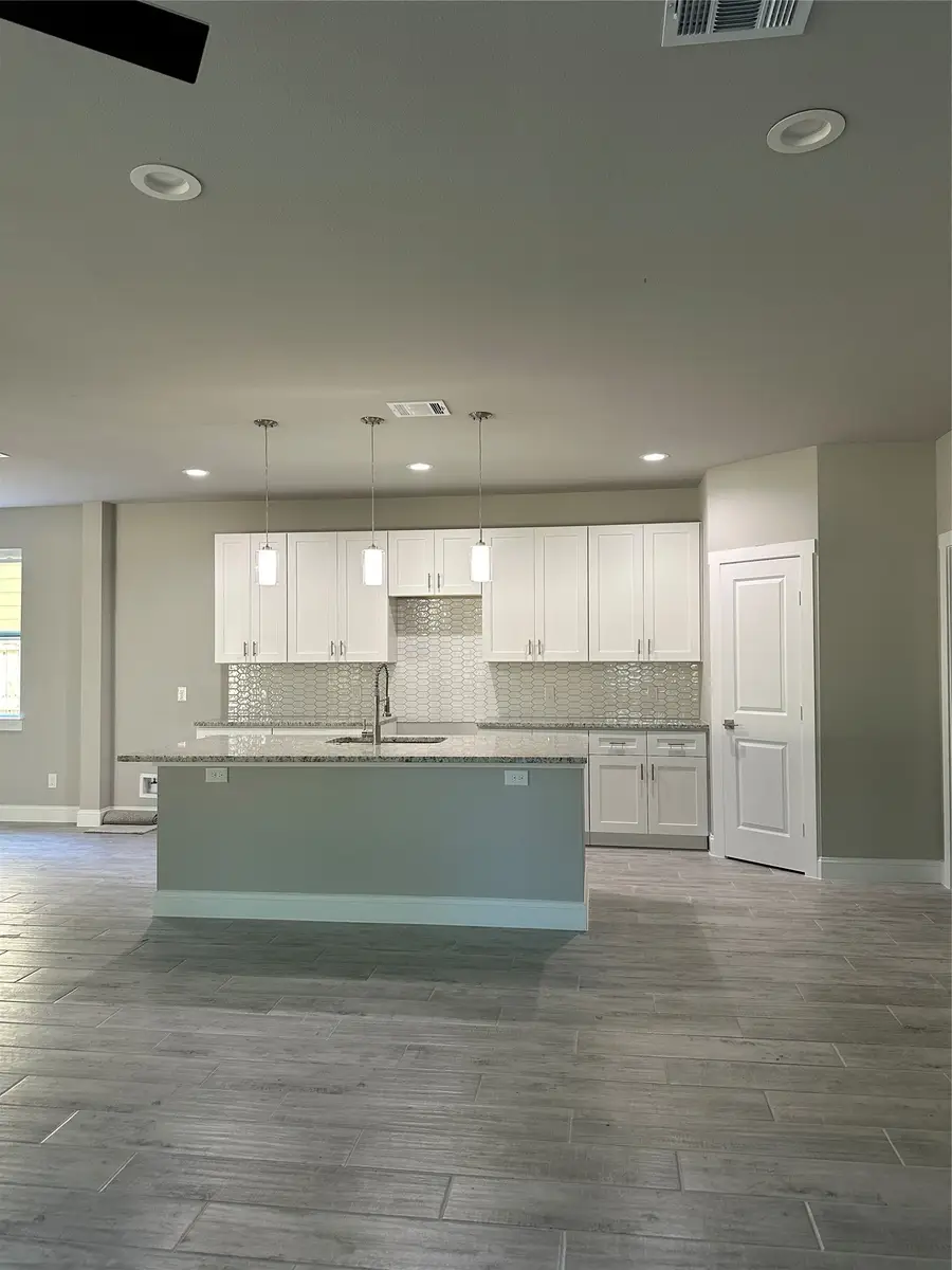 1318 Diceman Avenue, Dallas, TX 75203 - #3