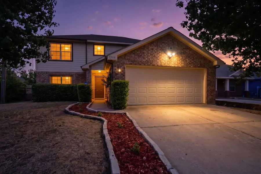 204 Centennial Place, Crowley, TX 76036 - #2