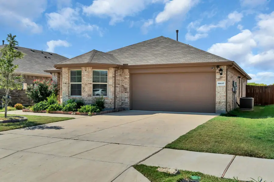 16617 Porterfield Lane, Justin, TX 76247 - #2