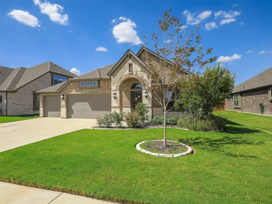 1916 Nightfall Drive, Venus, TX 76009 - #2