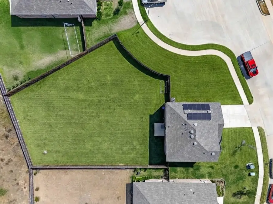 12 Cherryridge Drive, Edgecliff Village, TX 76134 - #2