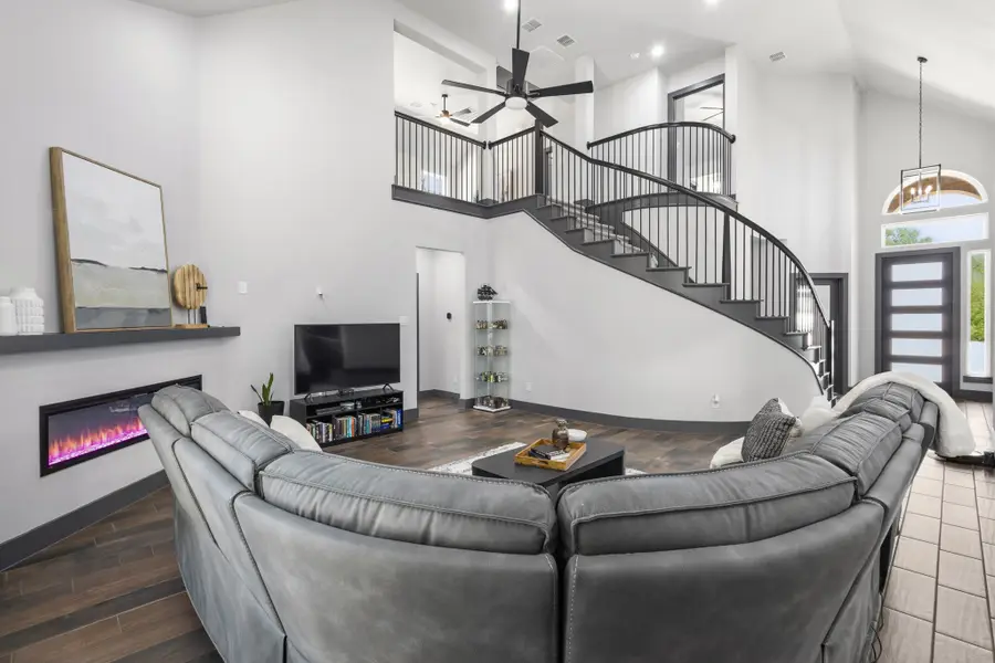 633 Willowmore Drive, Little Elm, TX 75068 - #2
