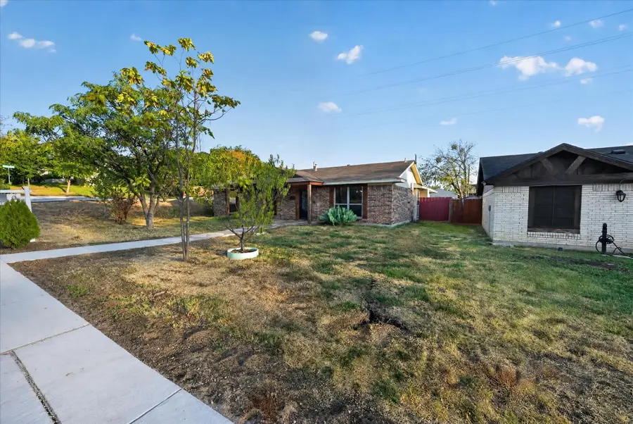 5867 Beau Purple Drive, Dallas, TX 75211 - #3