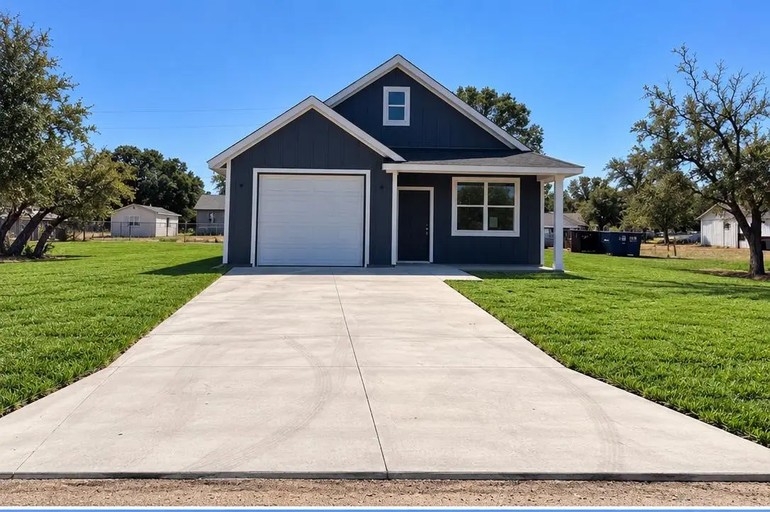 317 Timberline Drive, Granbury, TX 76048 - #1