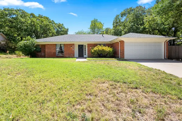 5816 Gatewood Drive, Arlington, TX 76016
