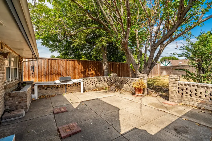 3131 Lockmoor Lane, Dallas, TX 75220 - #3