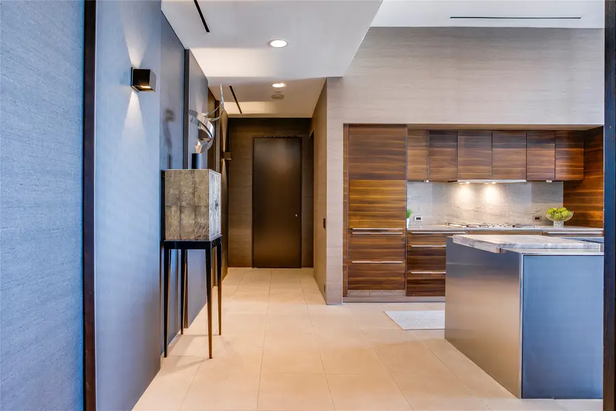 1717 Arts Plaza #1910, Dallas, TX 75201 - #2
