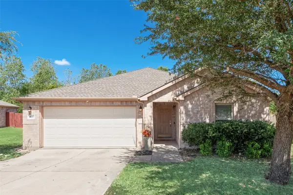 403 Welcome Street, Cedar Hill, TX 75104