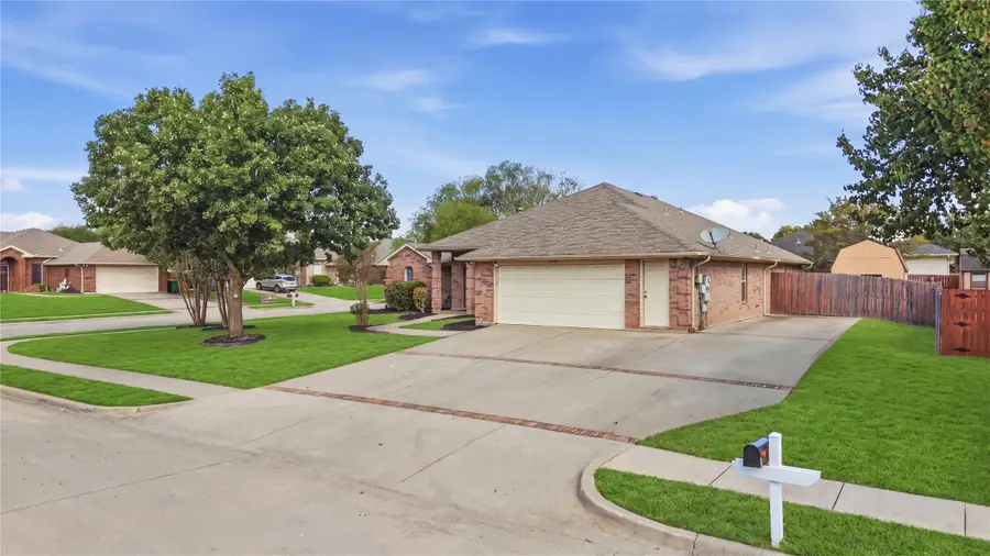 1701 Manten Boulevard, Denton, TX 76208 - #3