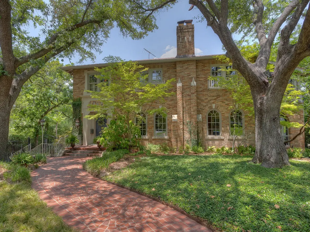 2401 Stadium Drive, Fort Worth, TX 76109 - #1