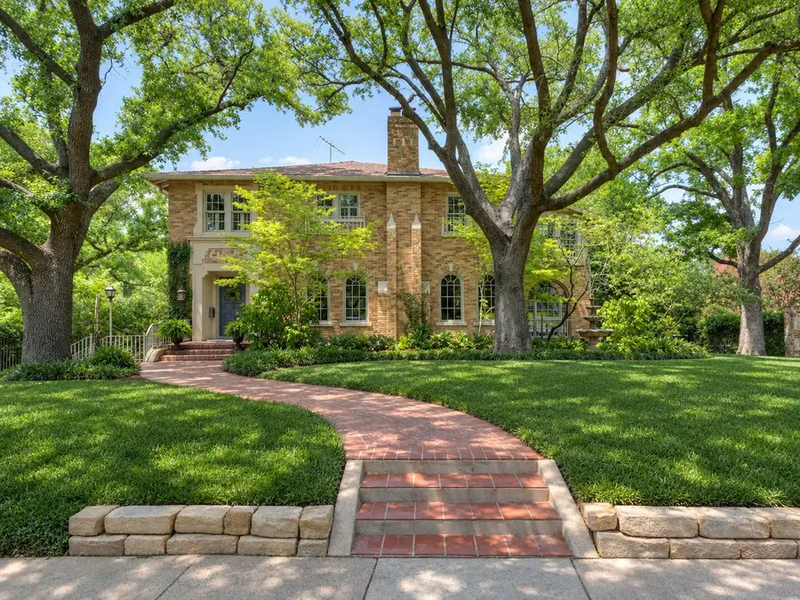 2401 Stadium Drive, Fort Worth, TX 76109 - #2