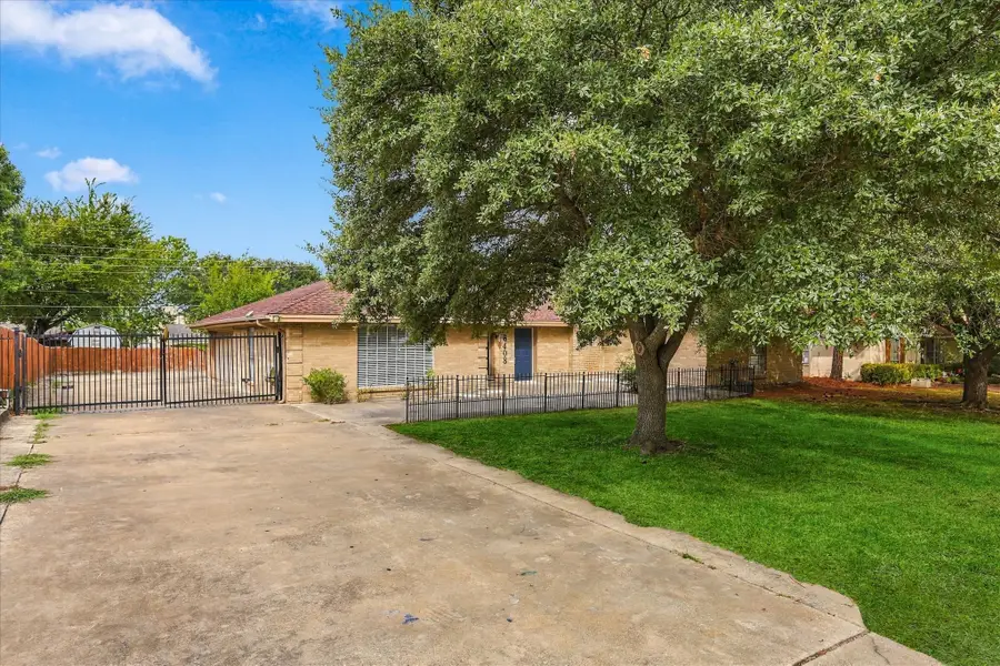 6408 Chapman Drive, Greenville, TX 75402 - #2