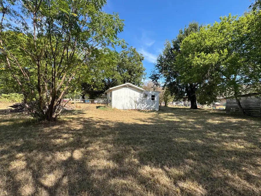 401 N Terry Street, Malakoff, TX 75148 - #3
