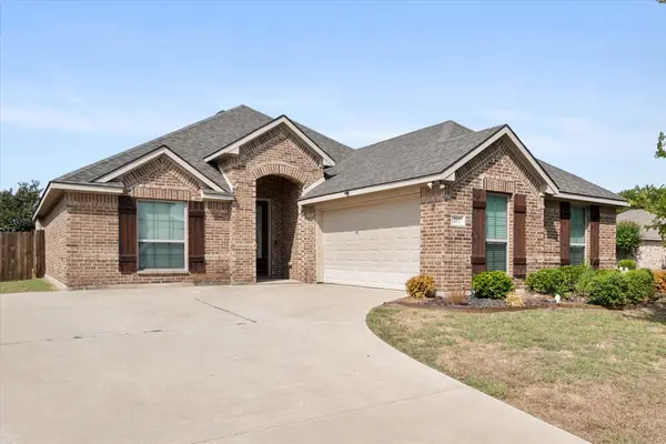 217 Cambridge Street, Waxahachie, TX 75165
