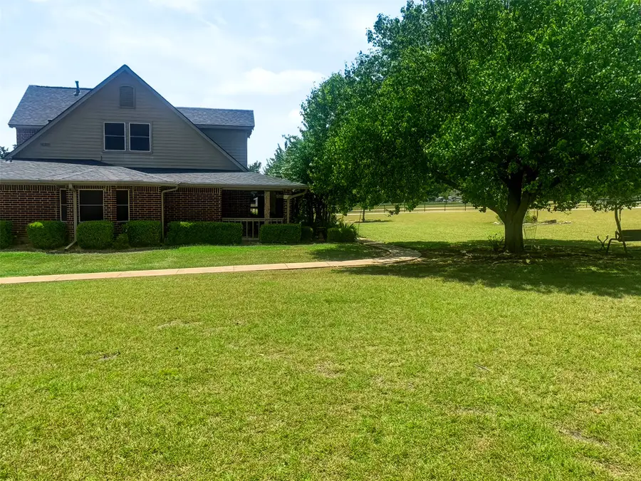 1189 Heritage Creek Drive, Rhome, TX 76078 - #3