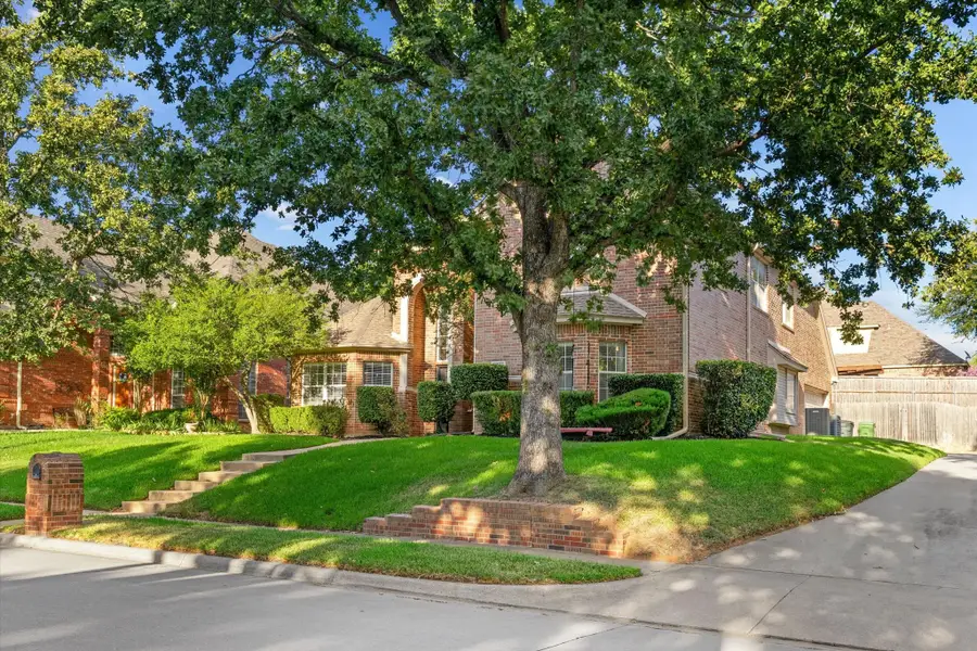 8212 Hallmark Drive, North Richland Hills, TX 76182 - #2