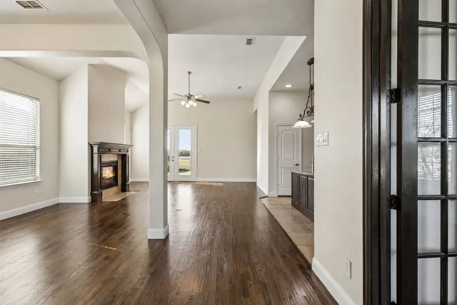 4813 Parkplace Drive, Justin Roanoke, TX 76226 - #2