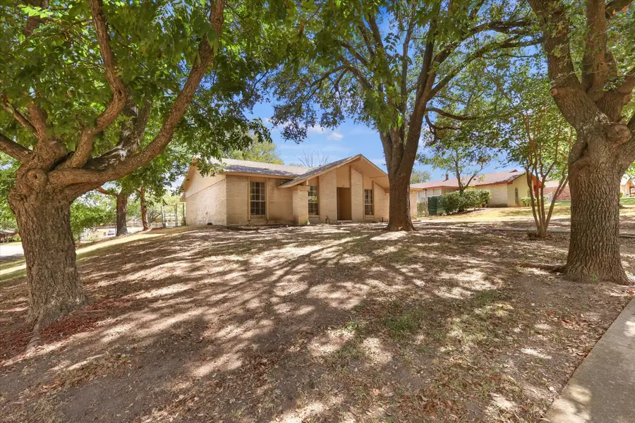 168 Faircrest Drive, Desoto, TX 75115 - #2