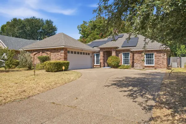 1708 Willow Vale Drive, Fort Worth, TX 76134
