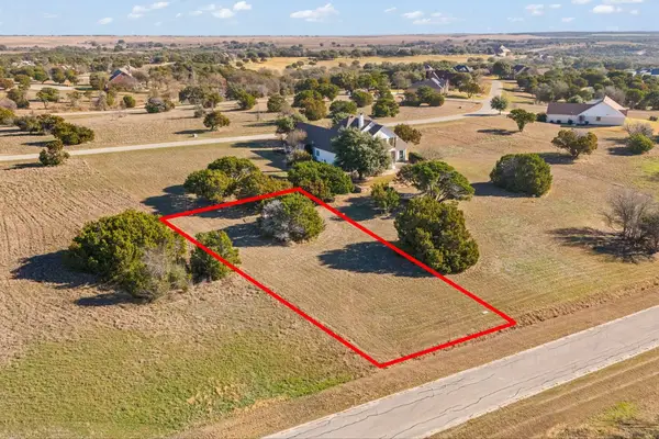 7420 S Aberdeen Drive, Cleburne, TX 76033