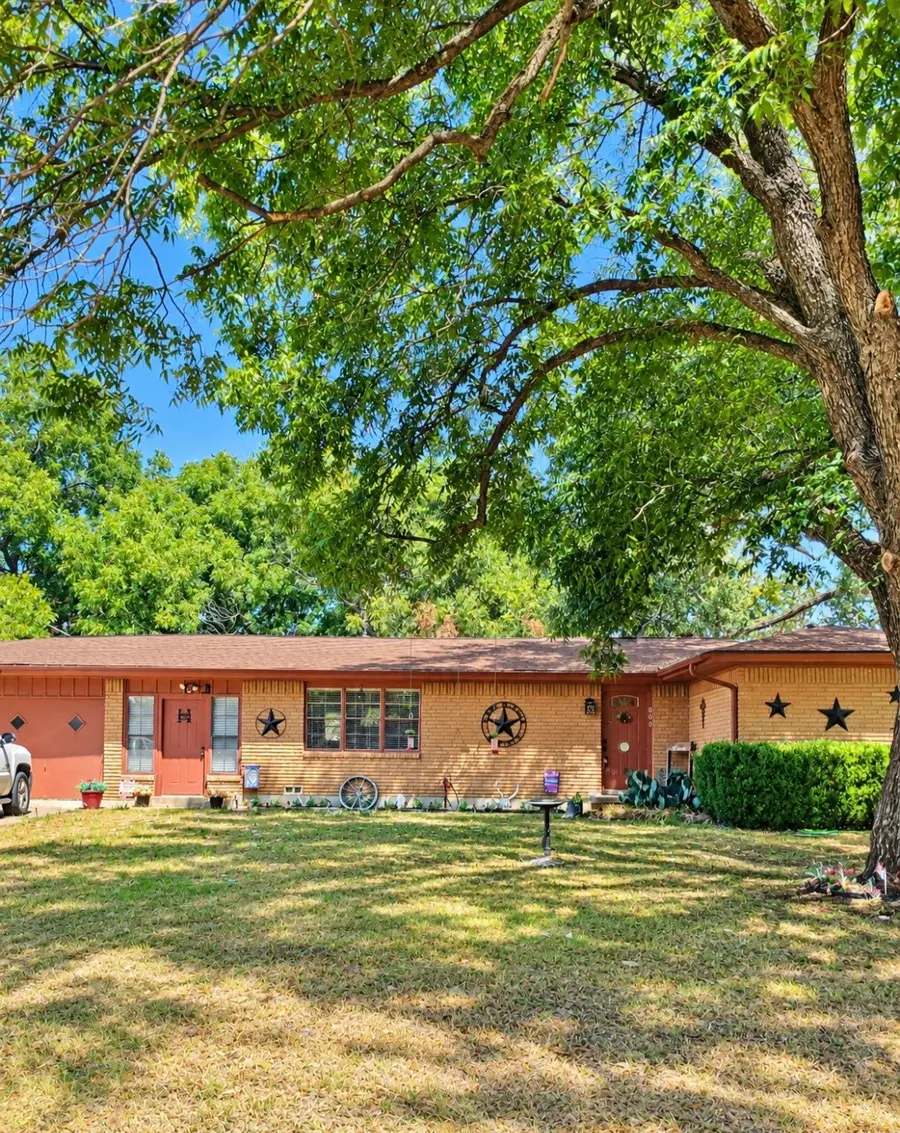 800 Kerry Lane, Azle, TX 76020 - #2