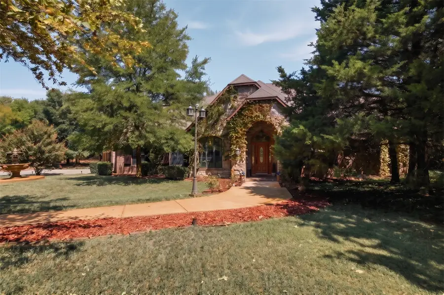 2050 E Oak Shores Drive, Cross Roads, TX 76227 - #2