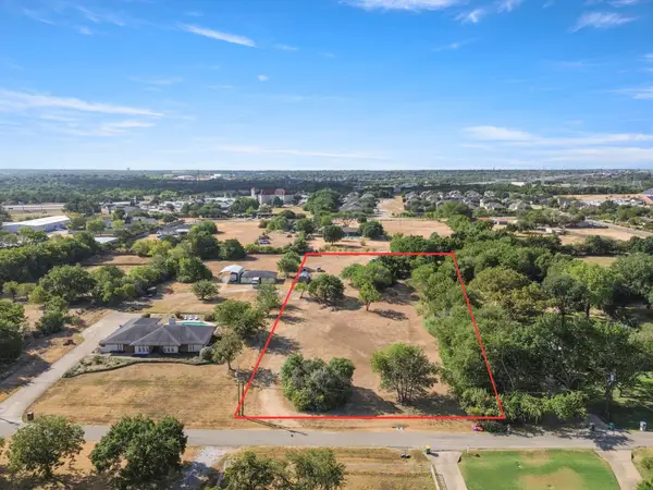 1022 Sherman Drive, Cedar Hill, TX 75104