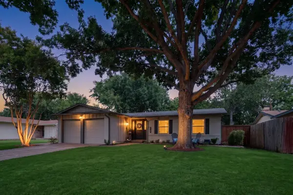 8632 Kingspoint Drive, Dallas, TX 75238