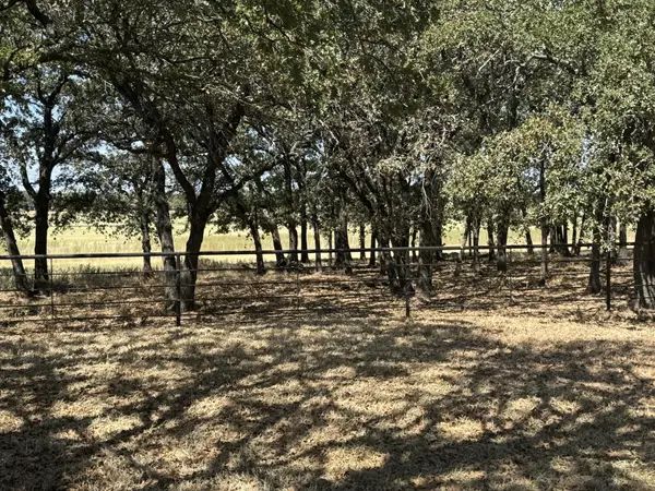 986 County Road 1785, Sunset, TX 76270