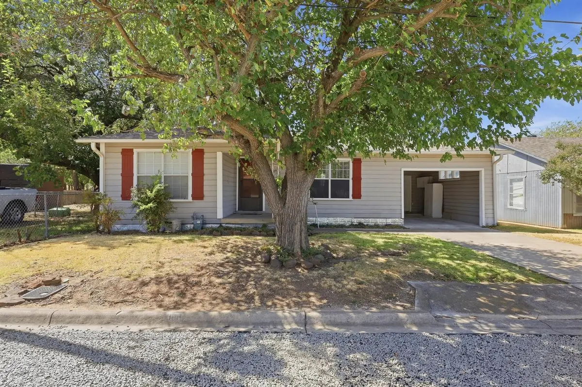 309 Elm Street, Whitesboro, TX 76273 - #1