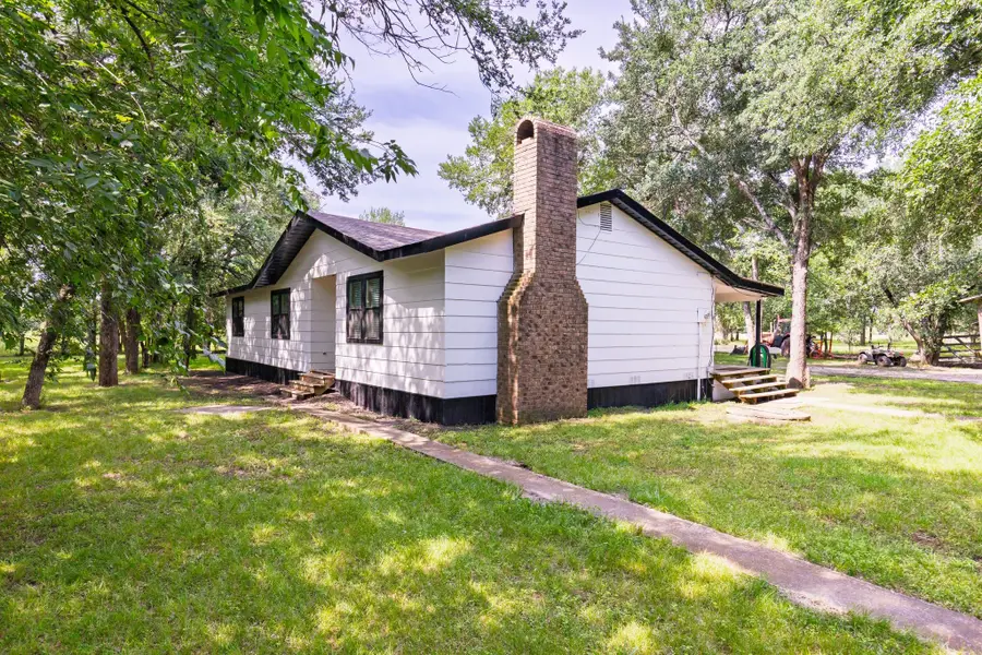 7478 County Road 1020, Wolfe City, TX 75496 - #2