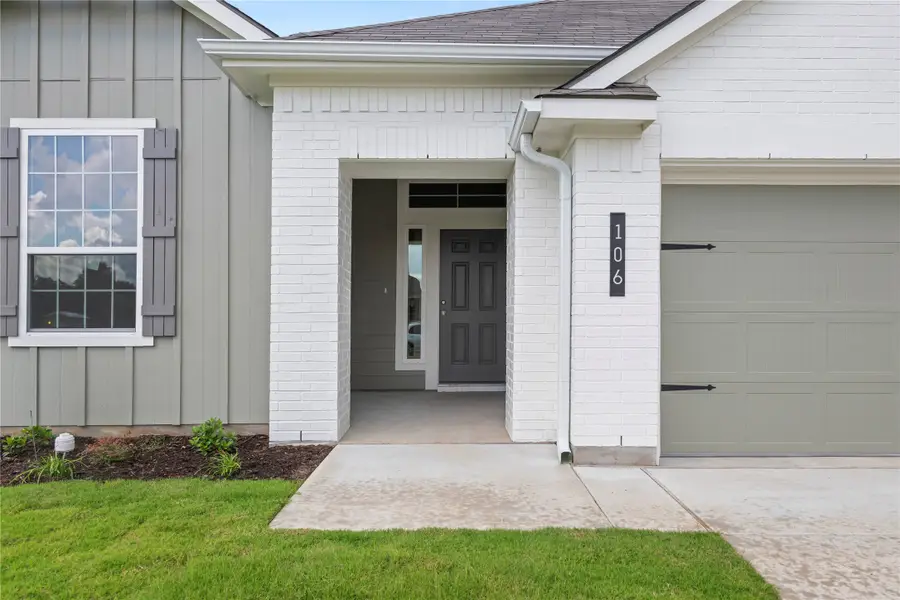 106 Jenjira Way, McGregor, TX 76657 - #2