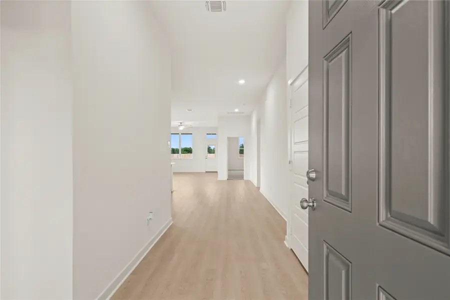 106 Jenjira Way, McGregor, TX 76657 - #3